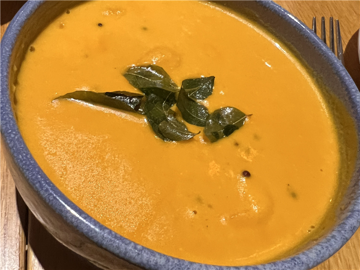 saffron prawn curry